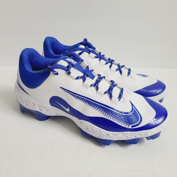 Athletic_Shoes